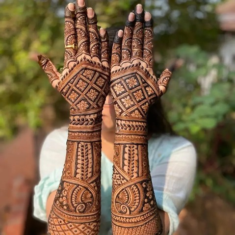 Modern Henna Pattern